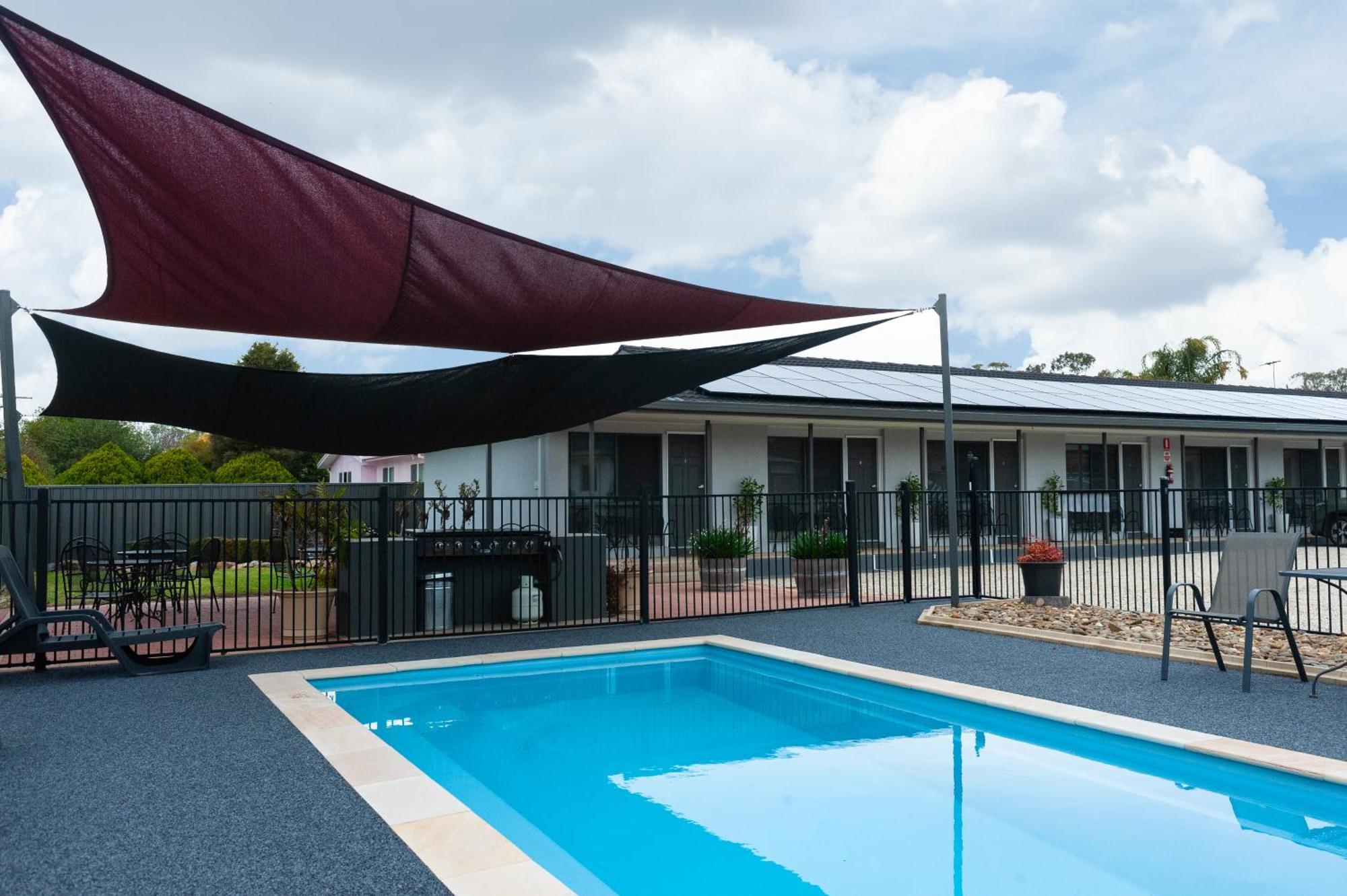 Motel Woongarra Rutherglen Bagian luar foto