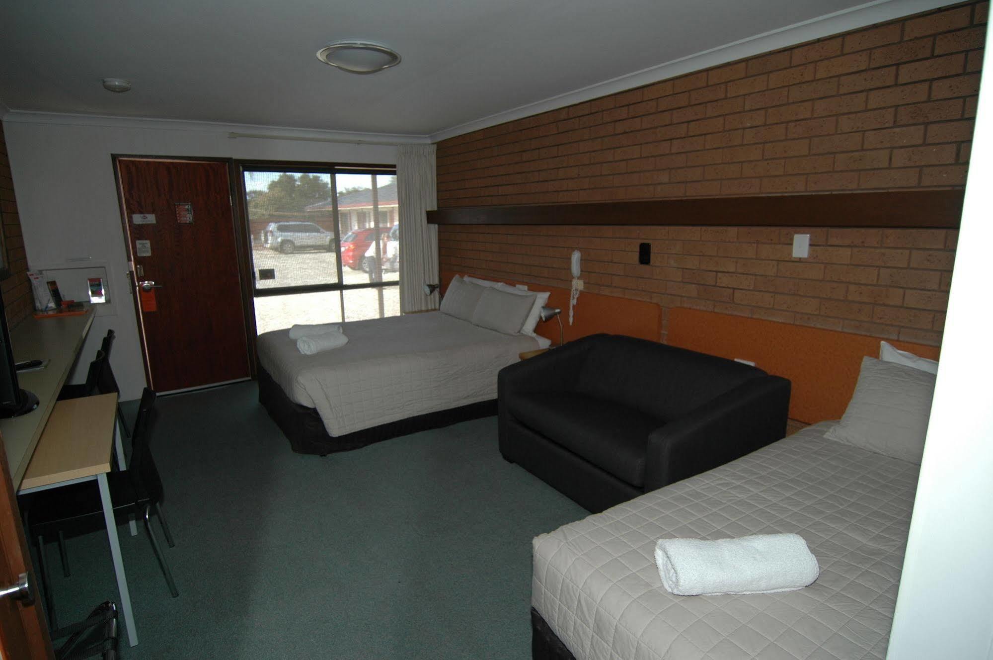 Motel Woongarra Rutherglen Bagian luar foto