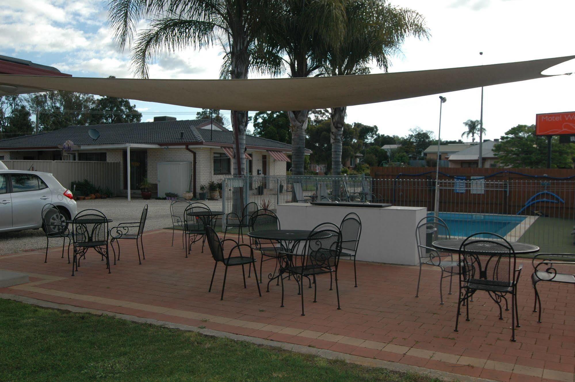 Motel Woongarra Rutherglen Bagian luar foto