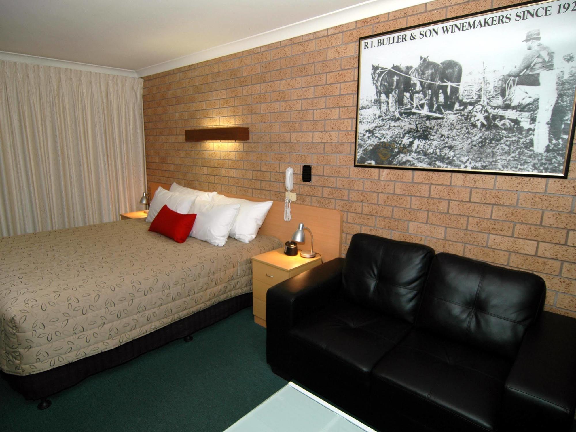 Motel Woongarra Rutherglen Bagian luar foto